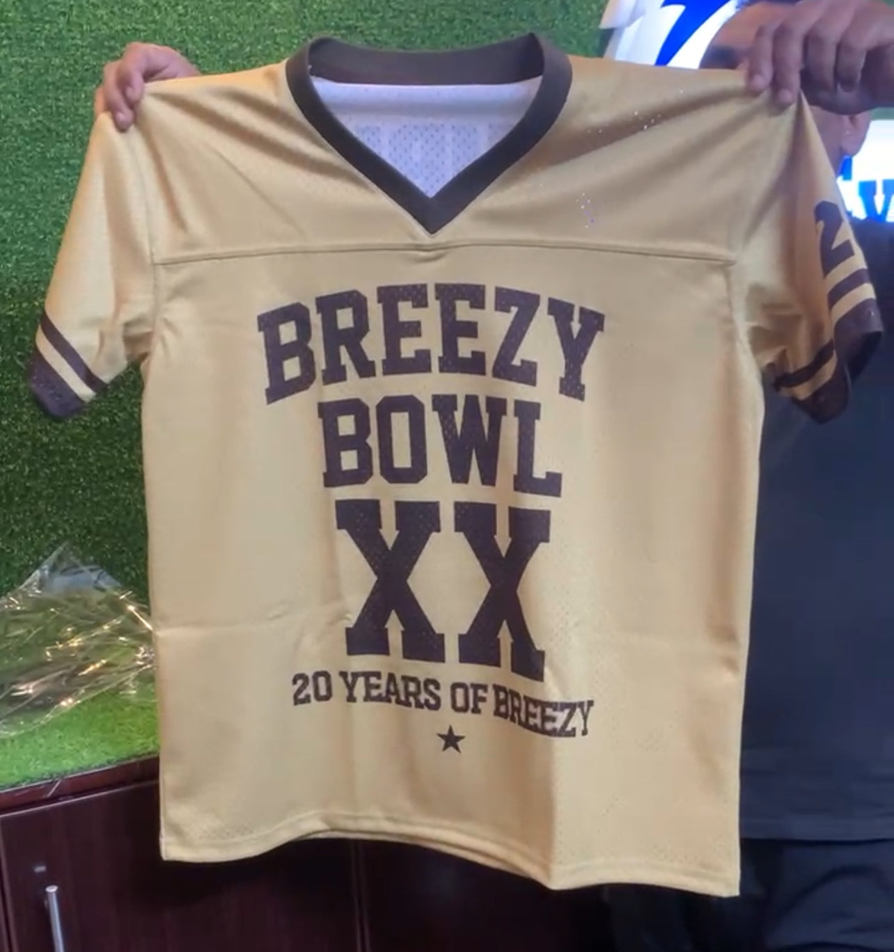 BREEZY BOWL JERSEY